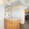 Oceanview 4BR/4BA Condo, Steps to Beach/Pool - Ocean Isle Beach