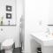 Luxury Two Bed City Apartment -The Hub