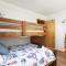 Private Home 5min walk to Beach with Top Deck Spa - 科罗拉