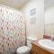 Private Home 5min walk to Beach with Top Deck Spa - 科罗拉
