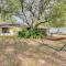 Pet-Friendly Freeport Home - 2 Mi to Beach! - Destin