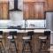 Brand New Rustic Cabin with pool table and fireplace - Purcell