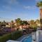 Gorgeous Escape with a Pool in Fabulous Las Vegas - لاس فيغاس