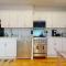 Renovated, Spacious Studio, Near Bc, Bu, Porch