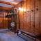 Updated Cabin near Beach&Ski HotTub Sauna Pets EV - تاهو سيتي Updated Cabin near Beach&Ski HotTub Sauna Pets EV - تاهو سيتي