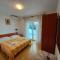Apartments with a parking space Brela, Makarska - 18417 - بريلا