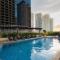 Studio Penthouse in Greenbelt - Park View & Pool - 马尼拉