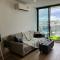 Modern 7th floor Flat, Parking, Convenient, Quiet - ملبورن