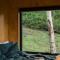 Off-Grid Cabin Tucked into Nature - Pet Friendly - Mahli