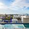Elysee Beachside Apartments Alexandra Headland