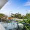Elysee Beachside Apartments Alexandra Headland