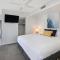Elysee Beachside Apartments Alexandra Headland