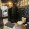 Unique Balian beach house - 安达沙里