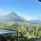 Unique Arenal Volcano-View Villa Style Home - 埃尔卡斯蒂约