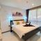 Room in Apartment - A301- Forest View Corner Unit 1BR-1BATH Ao Nang - Ао Нанг Біч