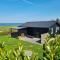 Panoramic sea view cottage in an idyllic landscape - Tranekær