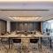 Kwetu Nairobi, Curio Collection By Hilton - Nairobi