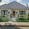Spacious Modern Home, Paarl Winelands