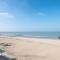 Nice apartment with suberb Sea Views