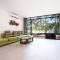 Blissful Living & Tropical Vibes - 3BR Pool Access Villa Argent 9, just 15 min drive from Nai Yang and Nai Thon Beaches - Ban Muang Mai