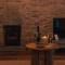 Roger Suite - Whaley Bridge