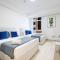 Prime Location - 2BR with Spectacular Sea View - Dubaj
