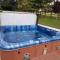 Amber Lodge with private hot tub - Shirland