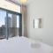 Canalfront Gem 1BR in Zada Tower by Livbnb - 迪拜