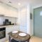 Canalfront Gem 1BR in Zada Tower by Livbnb - 迪拜