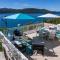 Villa Azzurro with Private Beach - 内乌姆