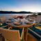 Villa Azzurro with Private Beach - 内乌姆