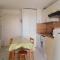 Appartement 4 personnes avec terrasse, parking et piscine collective - V0784 - Vias