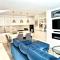 Stylish Apartment with BBQ Kensington - London