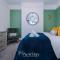 Incredible - Five Bedroom - 7 actual Beds - 6 Bathroom House By PureStay - Central Bath with Parking