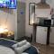 Comforatable Modern Studios - Nottingham