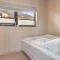 High-End Lodge in Lyngvar Resort, jacuzzi & sauna - Lyngværet