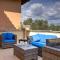 3bed Villa , Heated Swimming Pool , Mountain Views