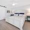 Stunning beachfront view and large balcony with pool access - Нью-Смирна-Бич