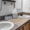 Chic Townhome Tranquility - An Irvie Home - Alameda