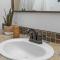 Chic Townhome Tranquility - An Irvie Home - Alameda