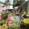 Colonial Palms Motor Inn