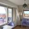 Holiday home in Petten with dunes view - 佩滕