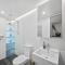 Stylish Studio in Acton with Stunning Water Views