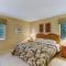 DogFriendly Beachwood Condo