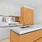 WOW Self-contained Apartment on Daly - ملبورن