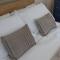 Prime 2 Bedroom City Centre Apt