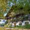 Romantik Hotel Die Gersberg Alm über Salzburg mit Outdoorpool