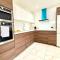 Panorama House, Luxury 2-Bedroom Apartment 2