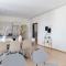Luxurious 3-Bedroom Seaside Retreat Fully Renovated in 2025