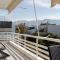 Luxurious 3-Bedroom Seaside Retreat Fully Renovated in 2025